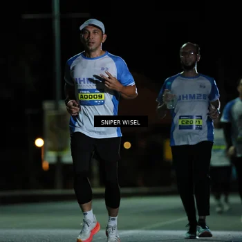 Runner Photo 7184057
