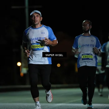 Runner Photo 7184060