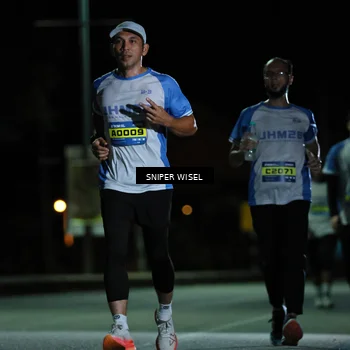 Runner Photo 7184067