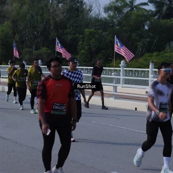 Runner Photo 7184077