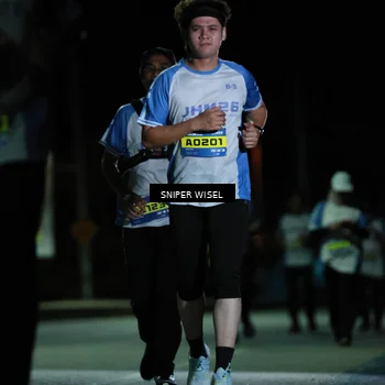 Runner Photo 7184102