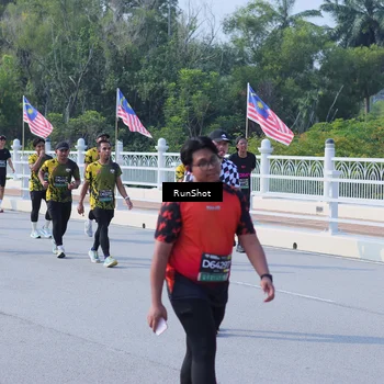 Runner Photo 7184119