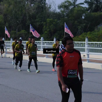 Runner Photo 7184132