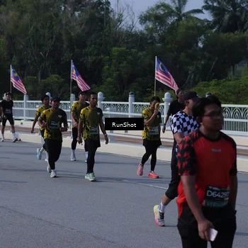 Runner Photo 7184135