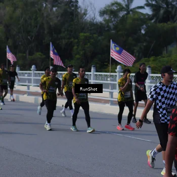 Runner Photo 7184153