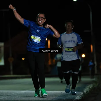 Runner Photo 7184154