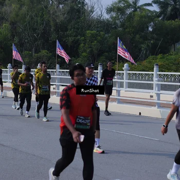 Runner Photo 7184159