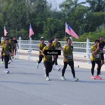 Runner Photo 7184176