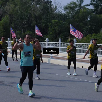 Runner Photo 7184223