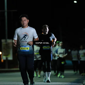 Runner Photo 7184240