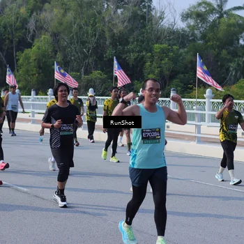 Runner Photo 7184246