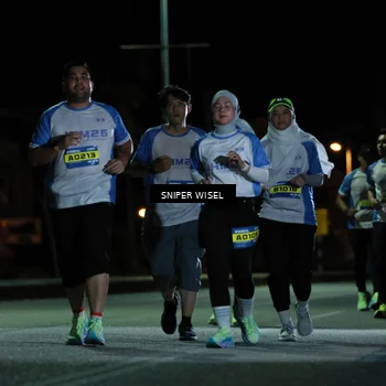 Runner Photo 7184250