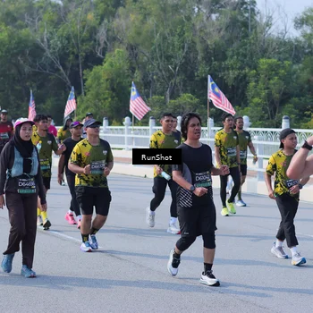 Runner Photo 7184256