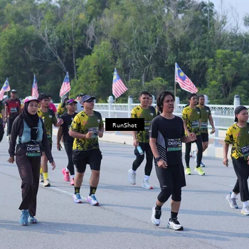 Runner Photo 7184260