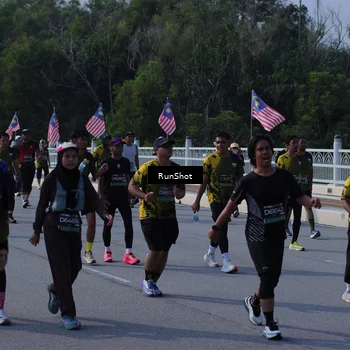 Runner Photo 7184274