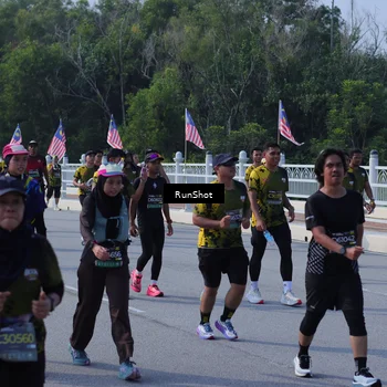 Runner Photo 7184282