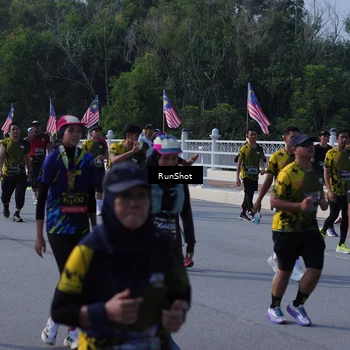 Runner Photo 7184292