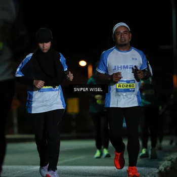 Runner Photo 7184309