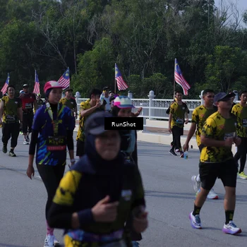 Runner Photo 7184317