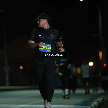 Runner Photo 7184340