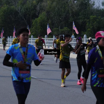Runner Photo 7184359