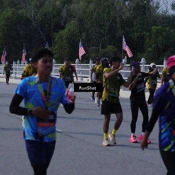 Runner Photo 7184361