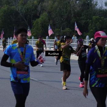 Runner Photo 7184364