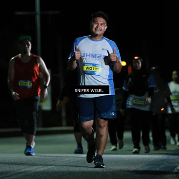 Runner Photo 7184414