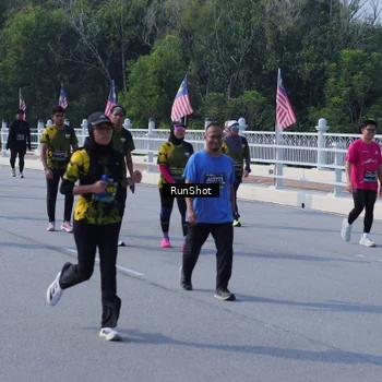 Runner Photo 7184529