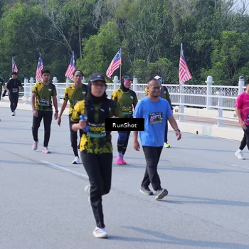 Runner Photo 7184531