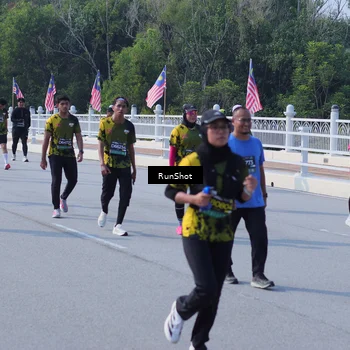 Runner Photo 7184536