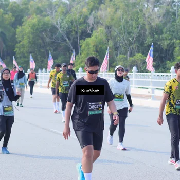 Runner Photo 7184683