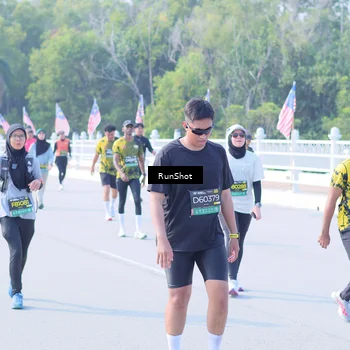 Runner Photo 7184689