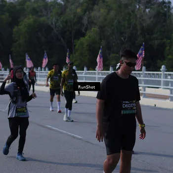 Runner Photo 7184695