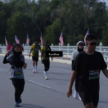 Runner Photo 7184705