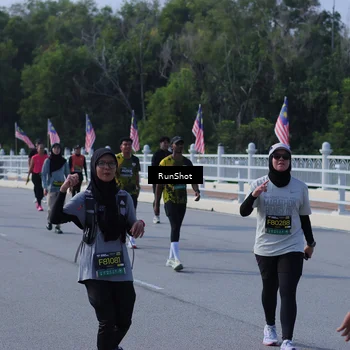 Runner Photo 7184715