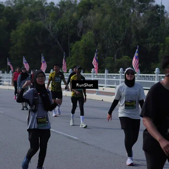 Runner Photo 7184737