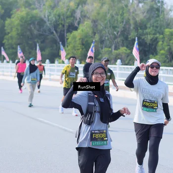 Runner Photo 7184745