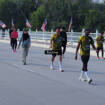 Runner Photo 7184790