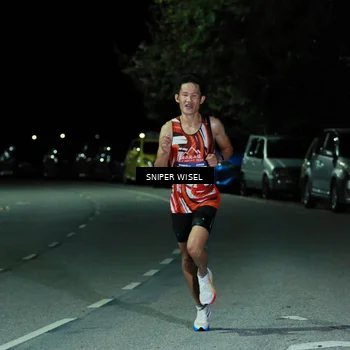 Runner Photo 7184800