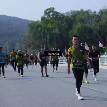 Runner Photo 7184881