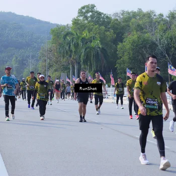 Runner Photo 7184892