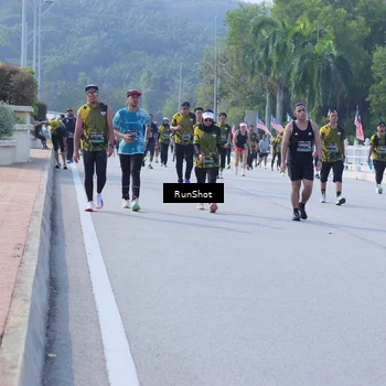 Runner Photo 7184896