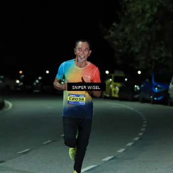 Runner Photo 7184912