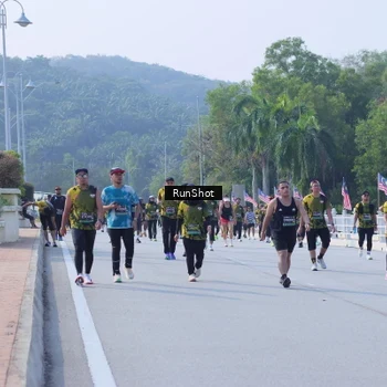 Runner Photo 7184928