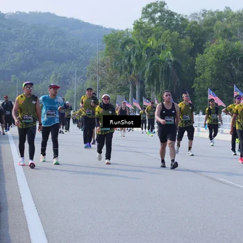 Runner Photo 7184935