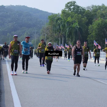 Runner Photo 7184951