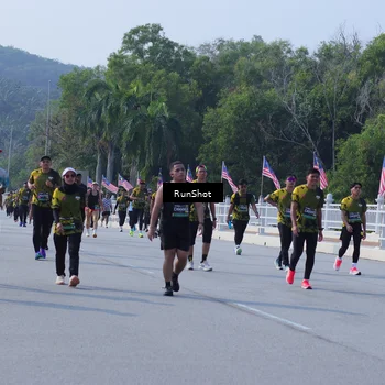 Runner Photo 7184961
