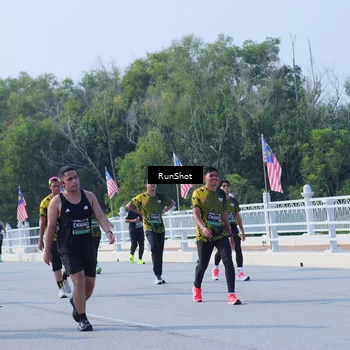 Runner Photo 7185014