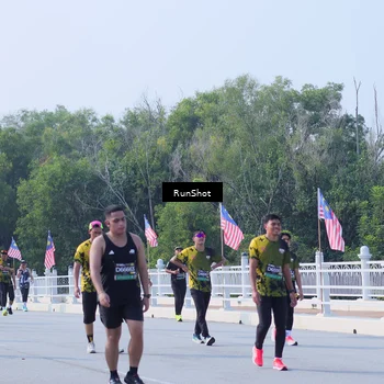Runner Photo 7185021